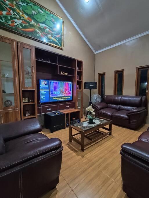 Niki Mawon Homestay Kejayan Bagian luar foto